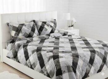 مصريه سرير كبير