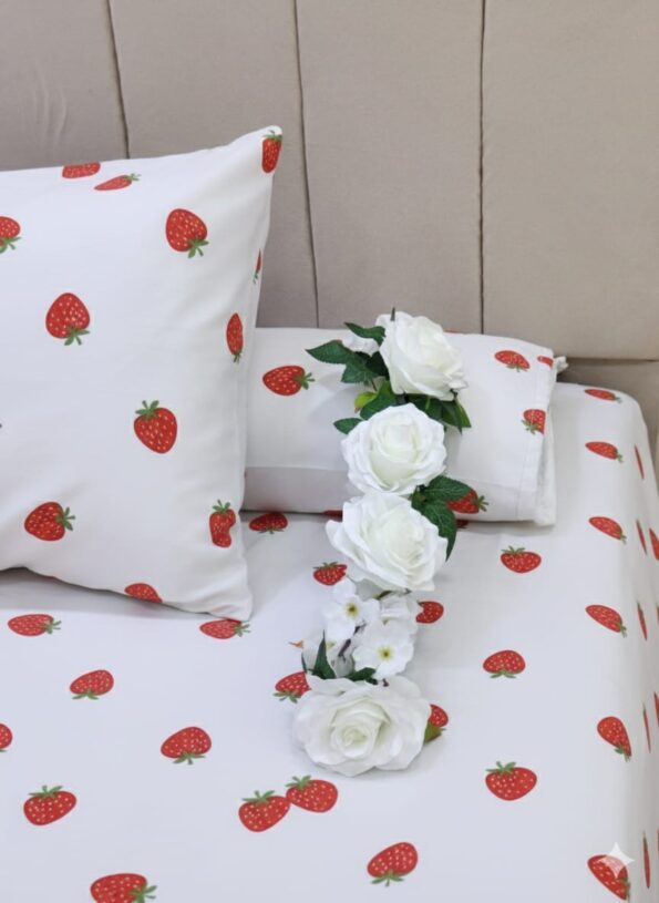 مصريه سرير كبير